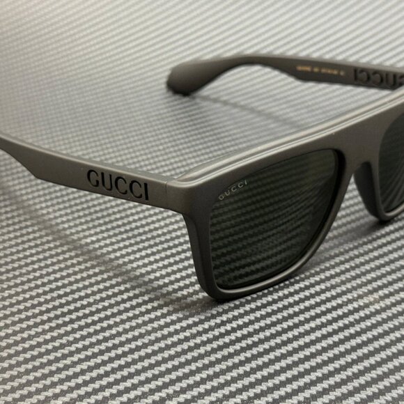 GUCCI Matte Black Grey Men's Extra Large 57 mm Sunglasses - Picture 3 of 5